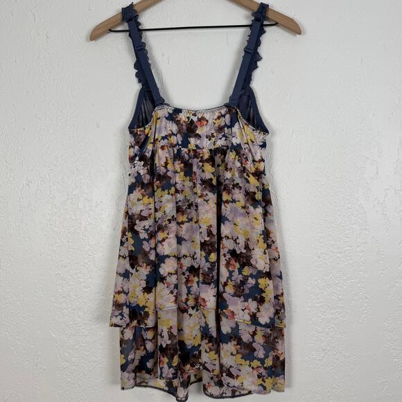 Torrid Crochet Trim Tiered Babydoll Mesh Floral Size 1 - Picture 3 of 5